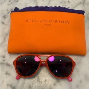 Stella McCartney Kids Orange Sunglasses with Pink Tips and Purple Pouch